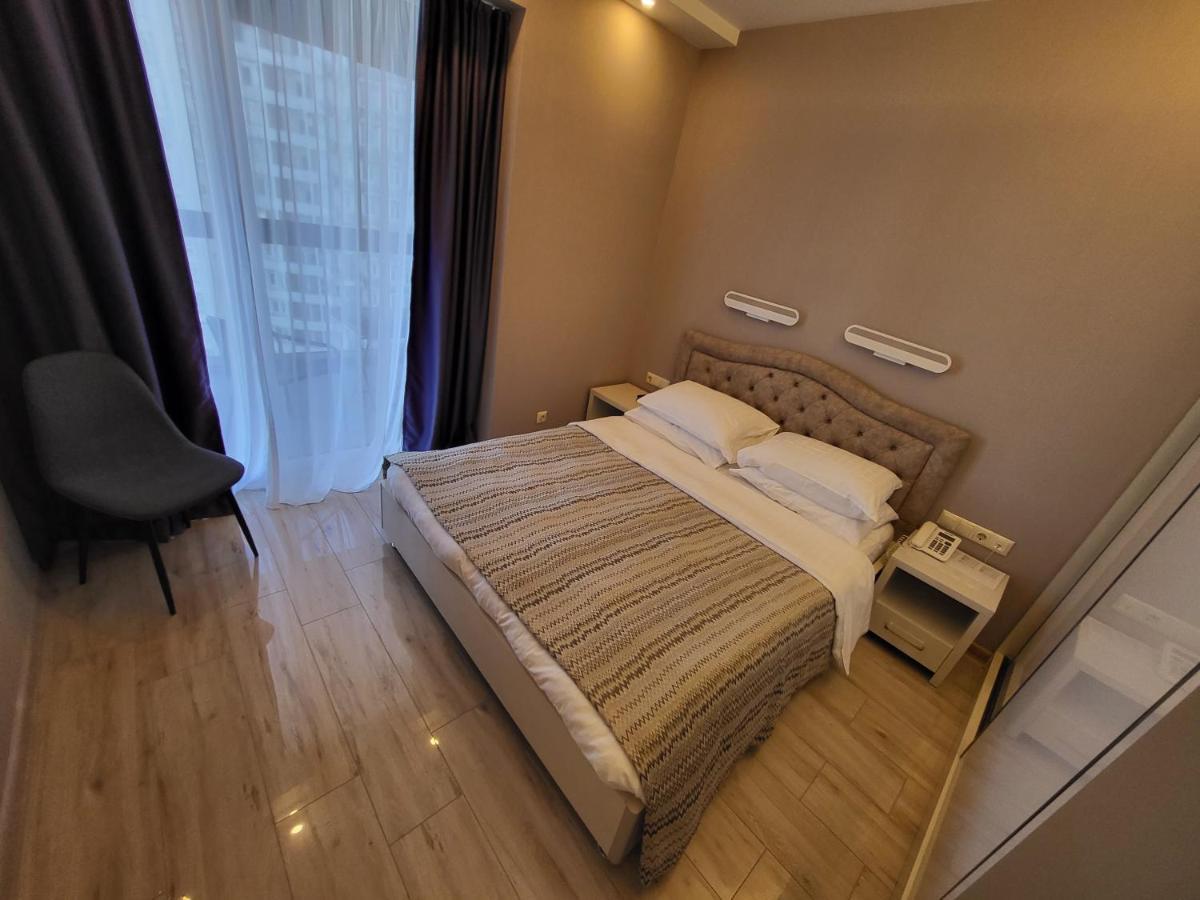 Seaside Apartments Батуми Экстерьер фото