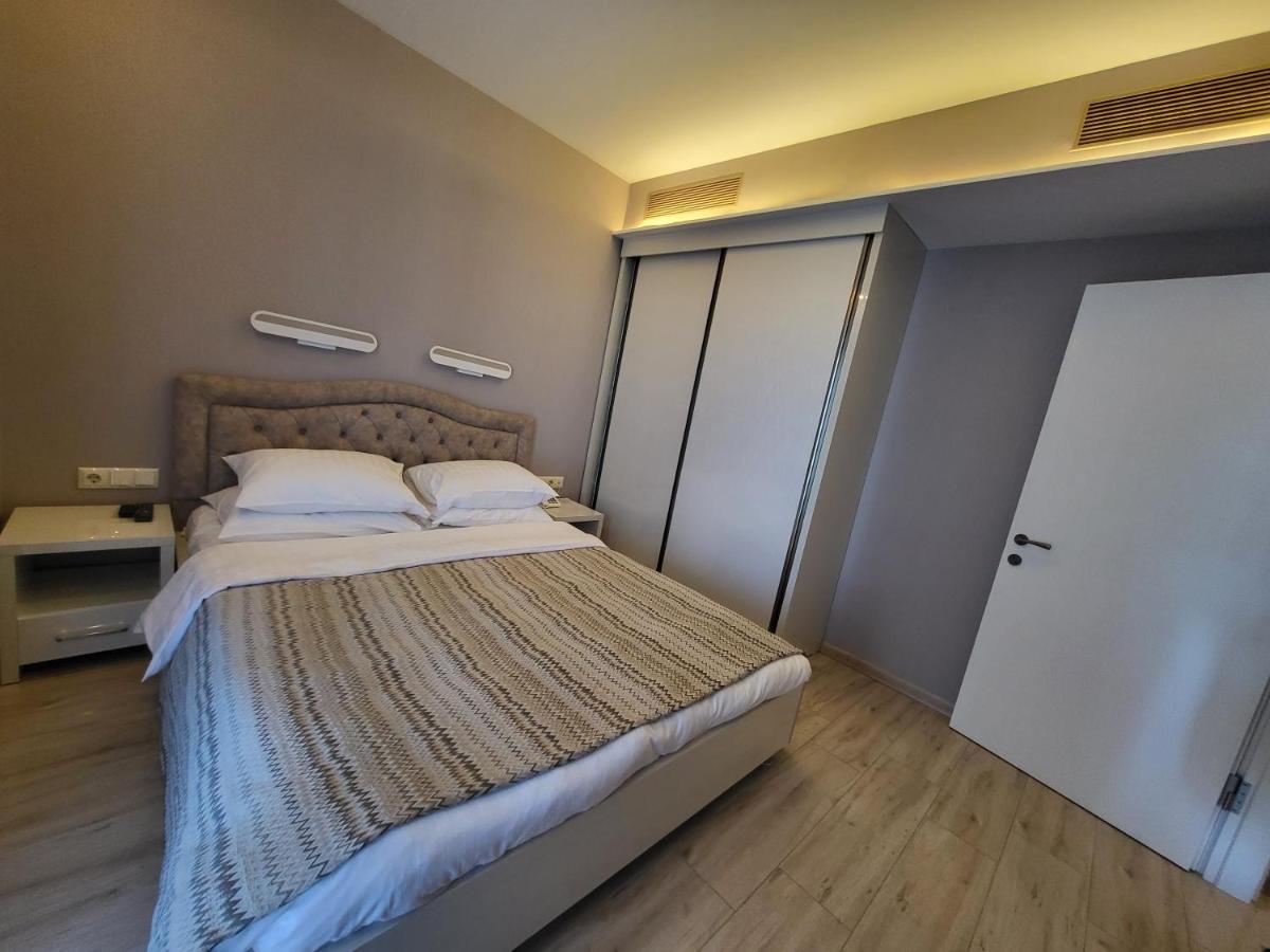 Seaside Apartments Батуми Экстерьер фото